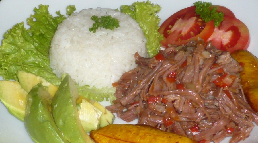 Ropa Vieja   ... Photo Acerequebola.blogspot.com