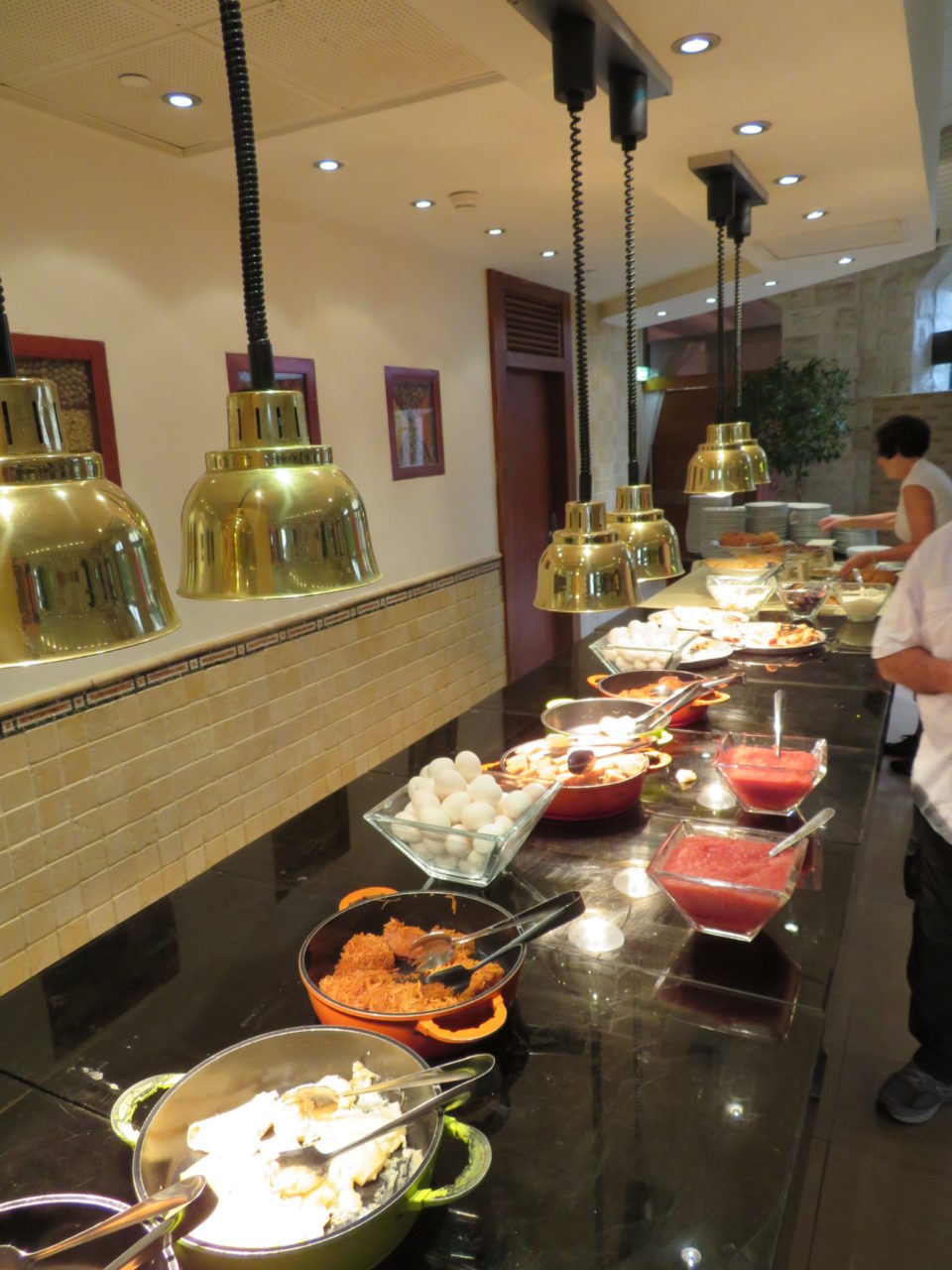 Israeli Breakfast : Egg Station